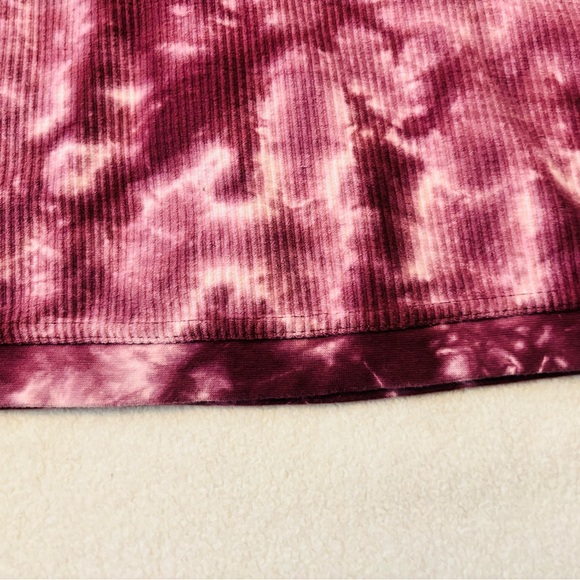 Royce Women's Pink Tie-Dye Long Sleeve Sweatshirts Crop Top Size Medium EUC - Picture 5 of 8